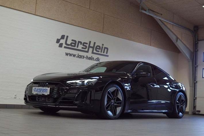Sort Audi e-tron GT fra 2022