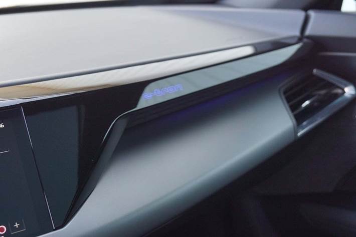 Sort Audi e-tron GT fra 2022