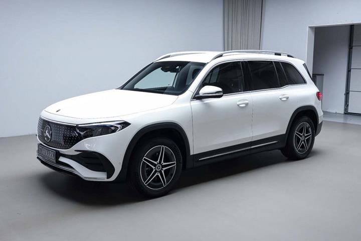 Hvid Mercedes EQB250+ fra 2026