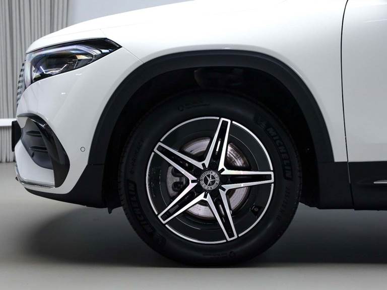 Mercedes EQB250+ AMG Advance