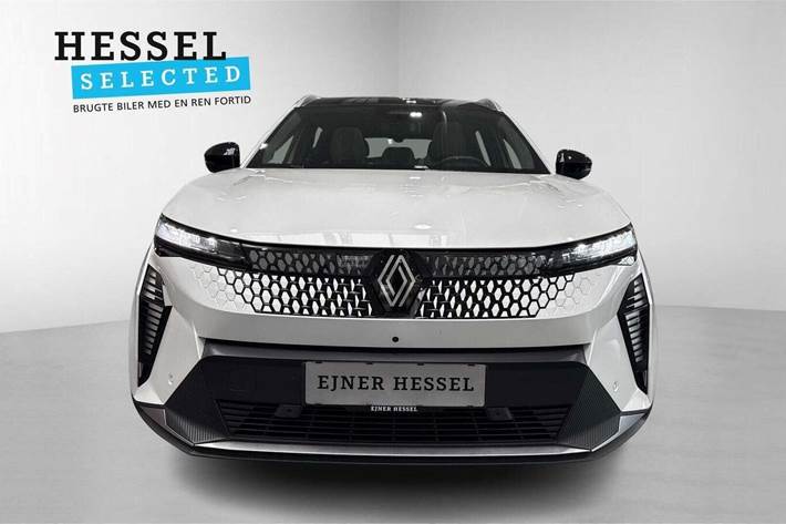 Hvid Renault Scenic E-Tech fra 2025