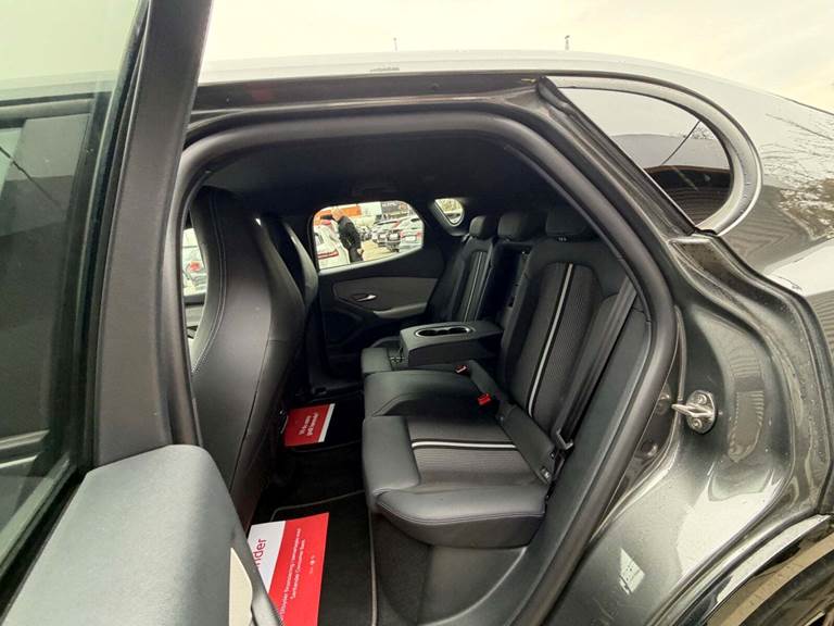 Ford Capri 77 Select Extended Range