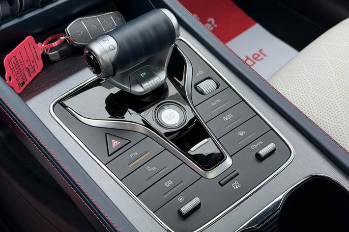 Rød BYD Atto 3 fra 2022