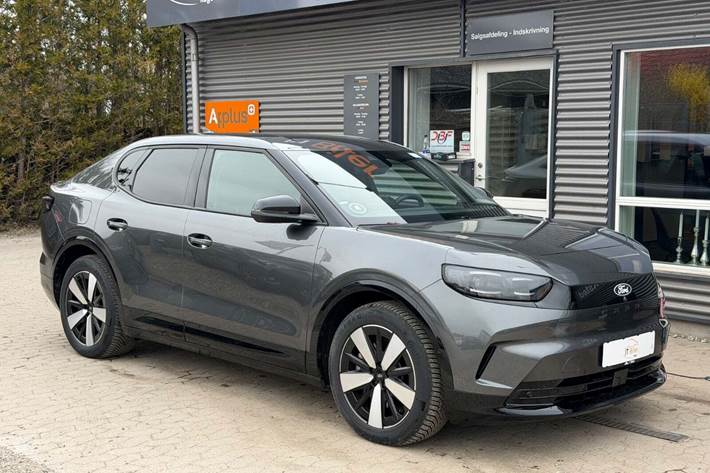 Grå Ford Capri fra 2025