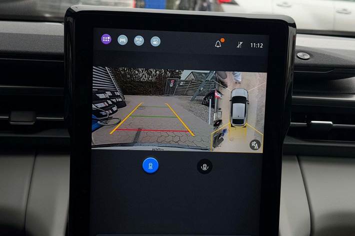 Grå Ford Capri fra 2025