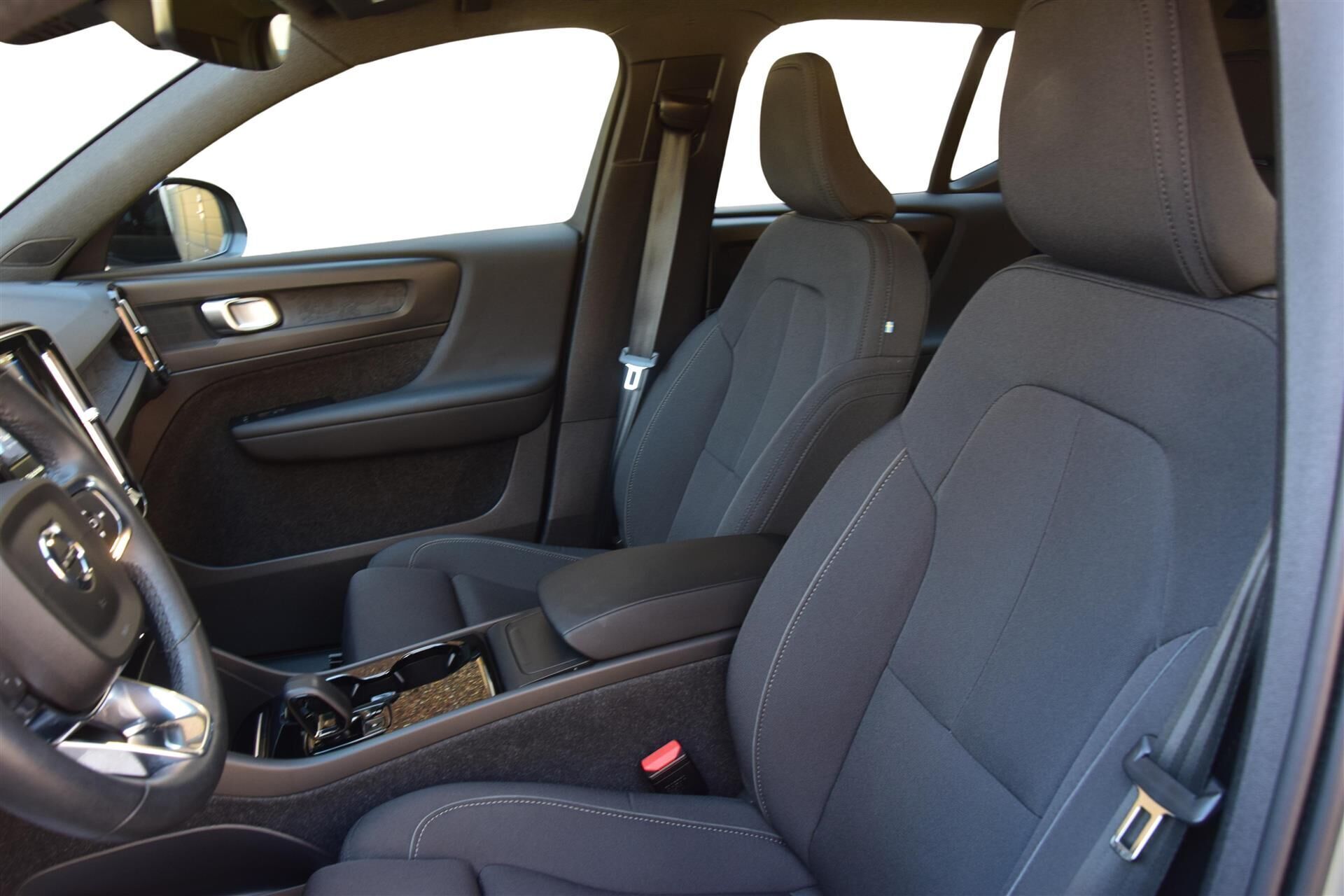 Volvo XC40 P6 Recharge Core 231HK 5d Aut.