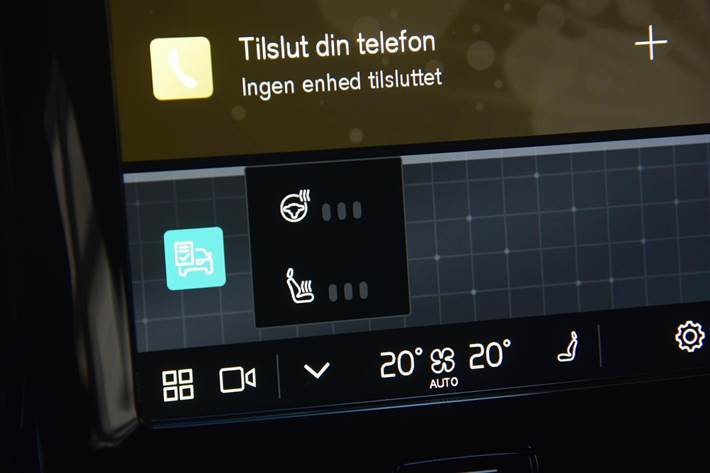 Grøn Volvo XC40 fra 2023