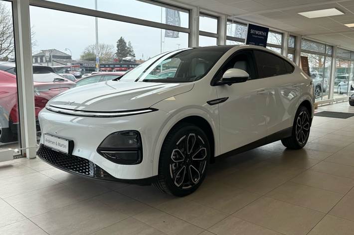 Hvid Xpeng G6 fra 2026