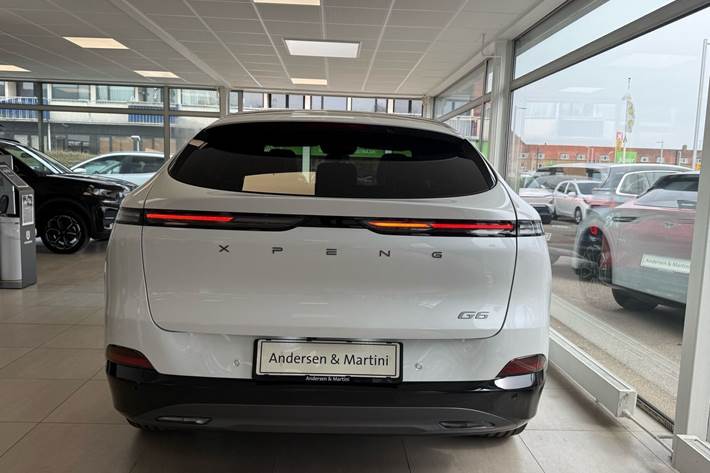 Hvid Xpeng G6 fra 2026