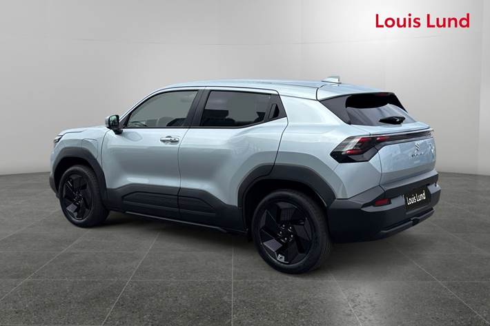 Grå Suzuki eVitara fra 2026