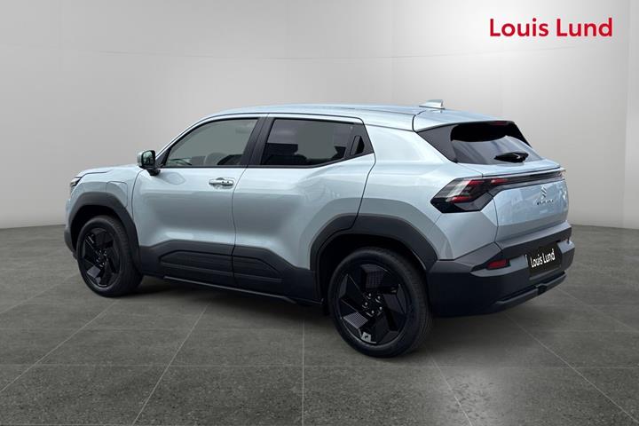Sølv Suzuki eVitara fra 2026