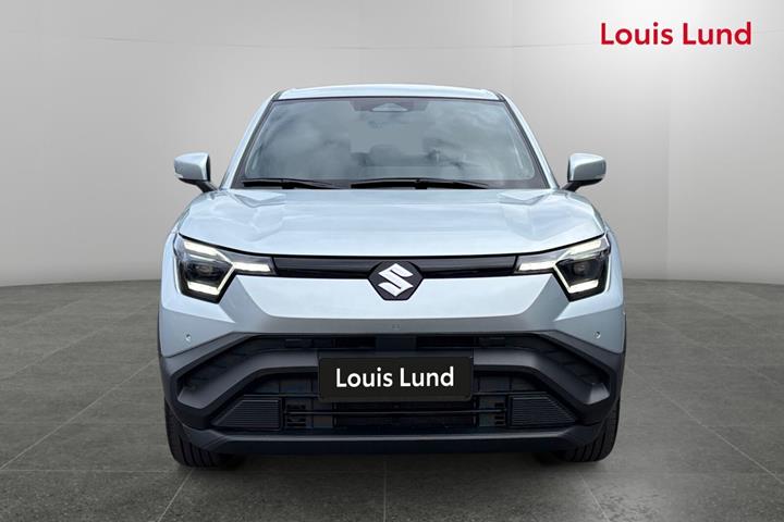 Sølv Suzuki eVitara fra 2026