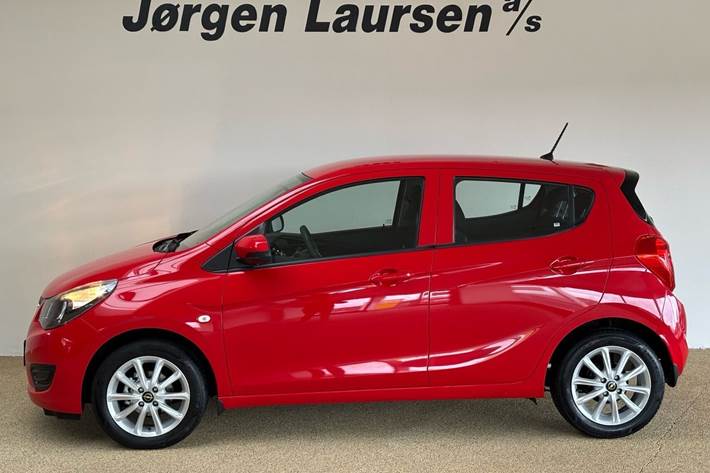 Rød Opel Karl fra 2017