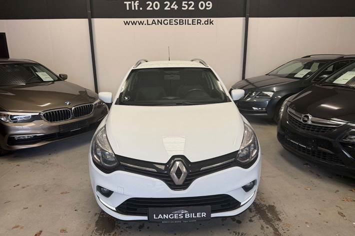 Hvid Renault Clio IV fra 2016