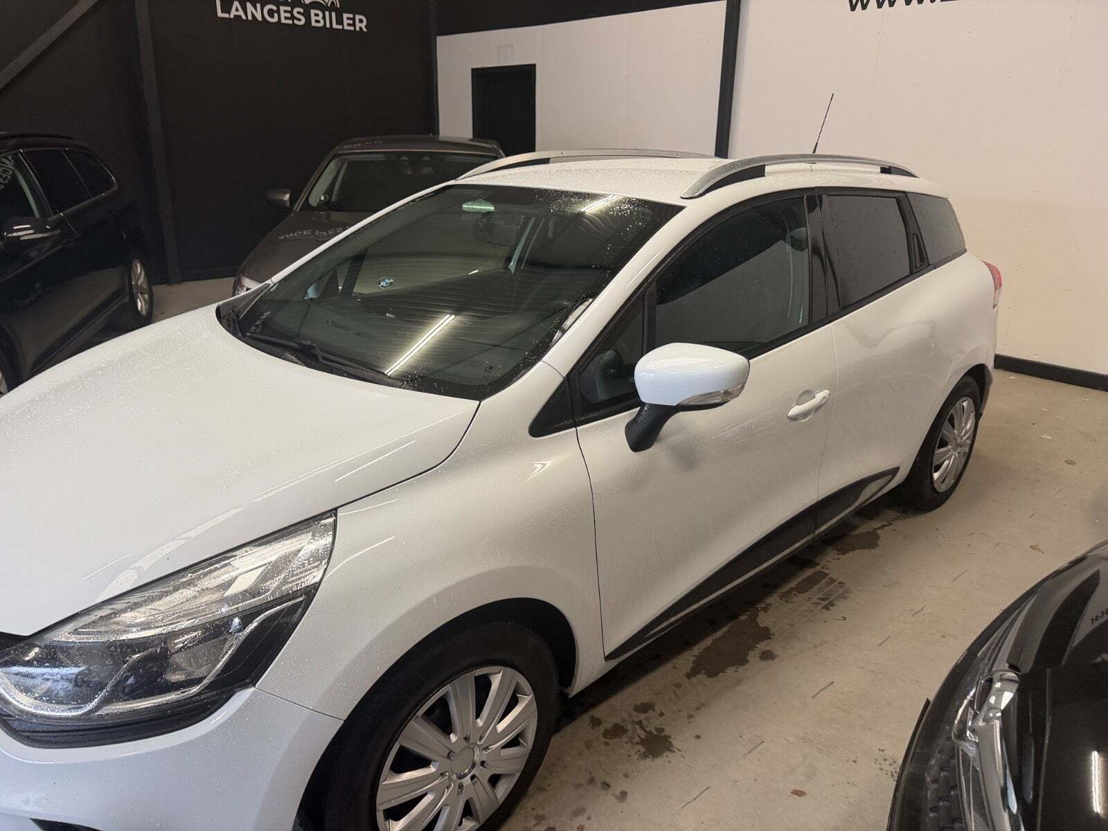 Hvid Renault Clio IV fra 2016