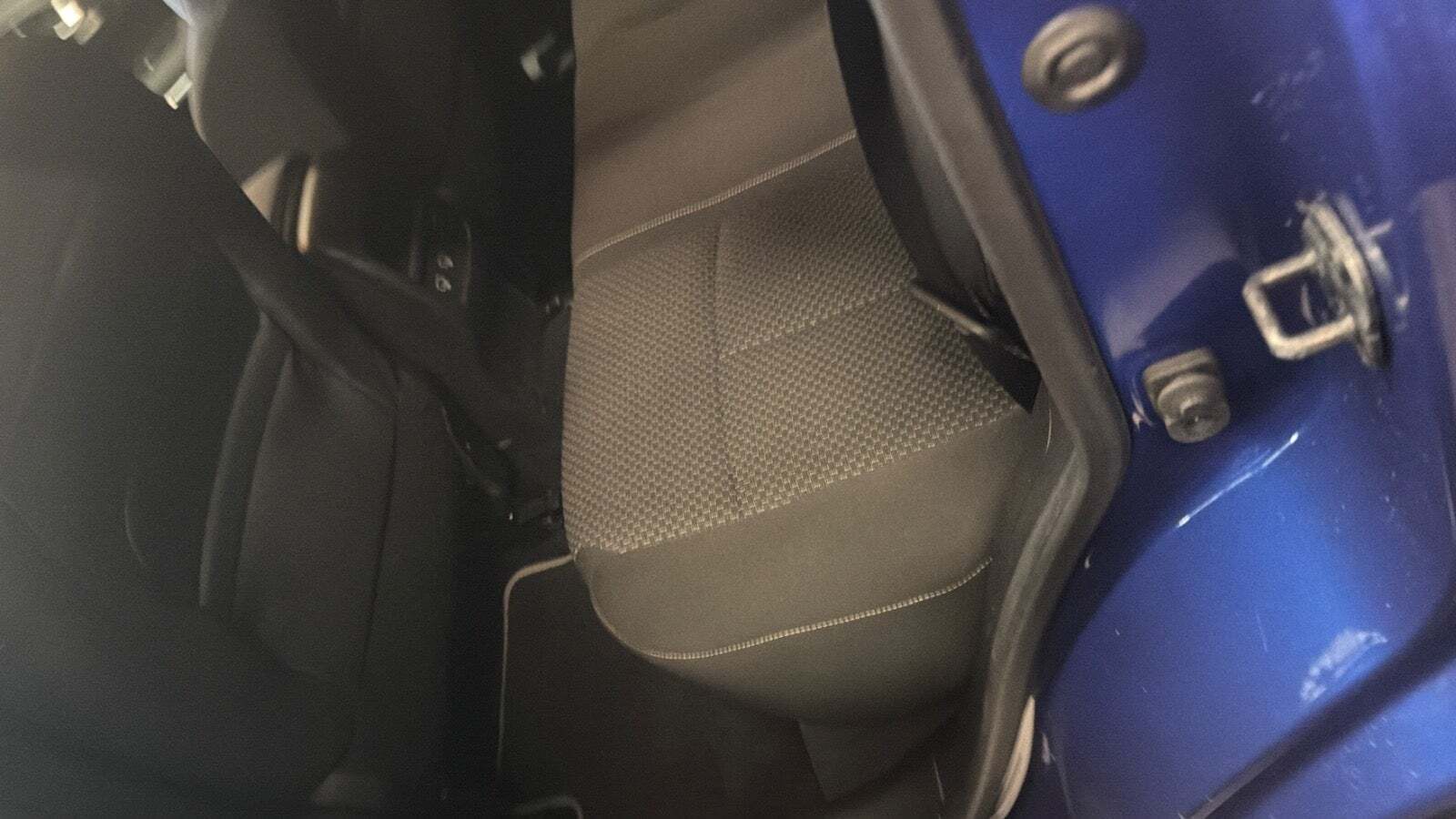 Blå Renault Kadjar fra 2019