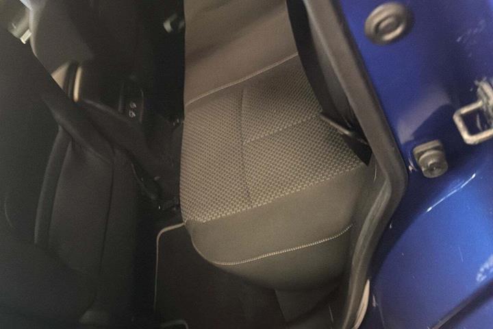 Blå Renault Kadjar fra 2019