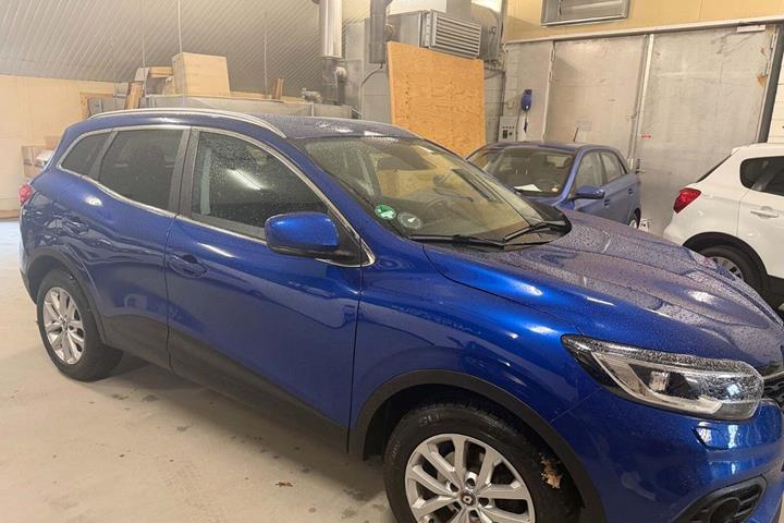 Blå Renault Kadjar fra 2019