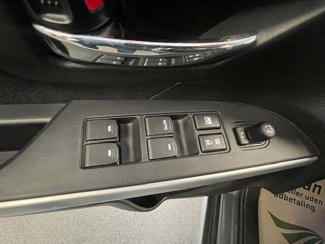 Grå Suzuki S-Cross fra 2017