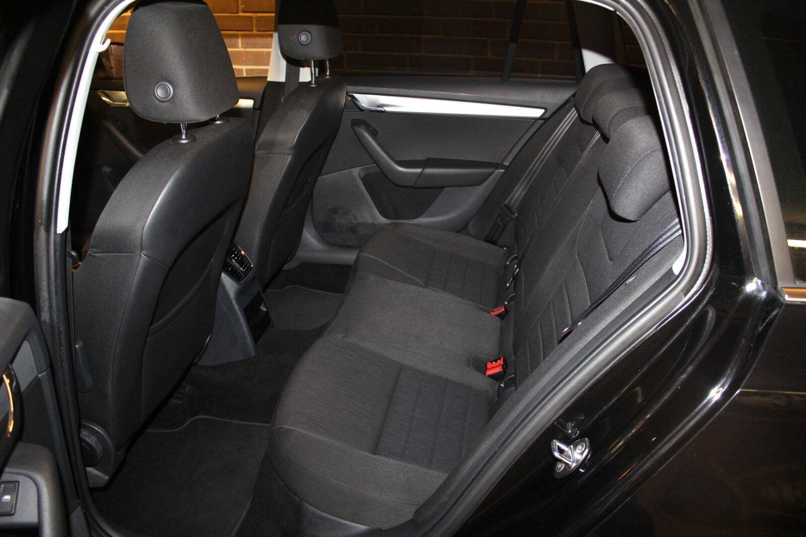 Skoda Octavia 1,4 TSi 140 Elegance Combi