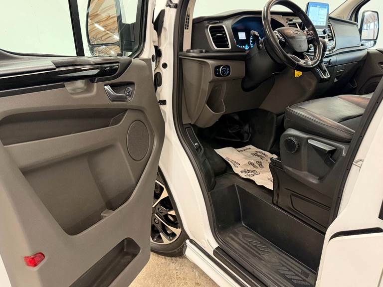 Ford Transit Custom 310 L2 2,0 TDCi 170 Sport aut.