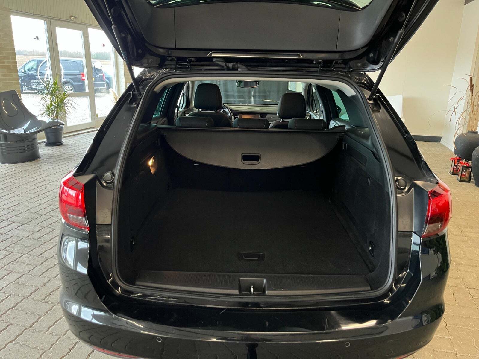 undefined Opel Astra fra 2019