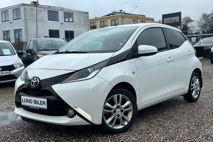 Hvid Toyota Aygo fra 2018