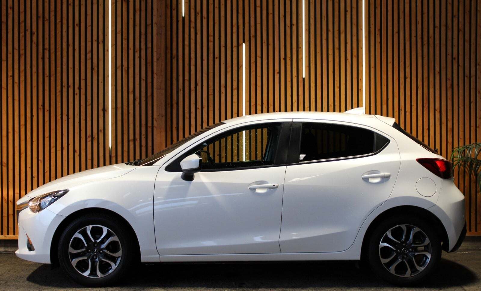 undefined Mazda 2 fra 2017