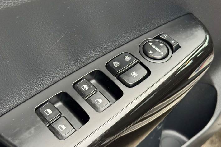 Orange Kia Picanto fra 2018