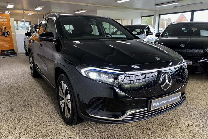Sort Mercedes EQA250 fra 2024
