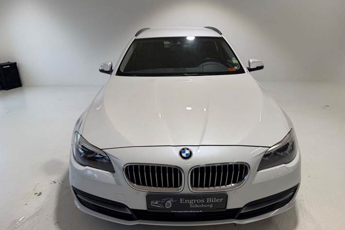 Hvid BMW 530d fra 2013