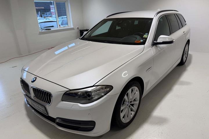 Hvid BMW 530d fra 2013