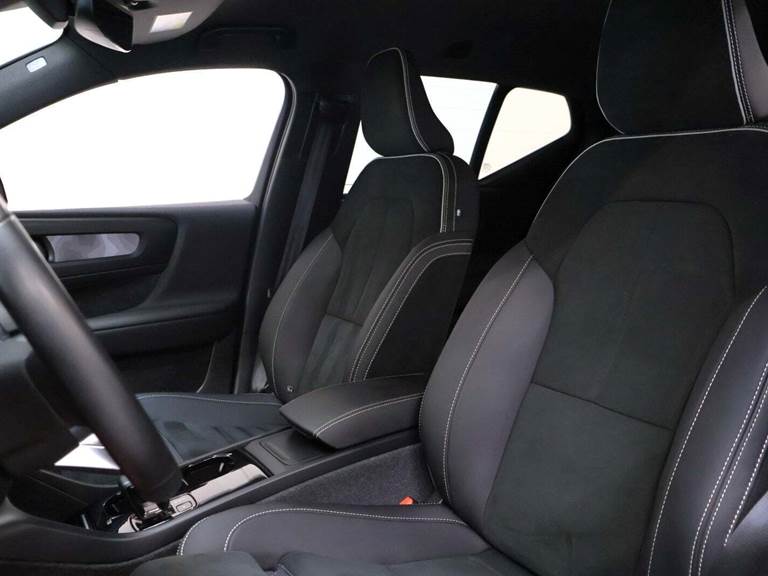 Volvo XC40 ReCharge Extended Range Plus
