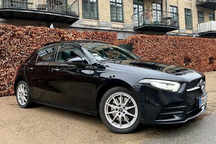 Sort Mercedes A250 e fra 2020