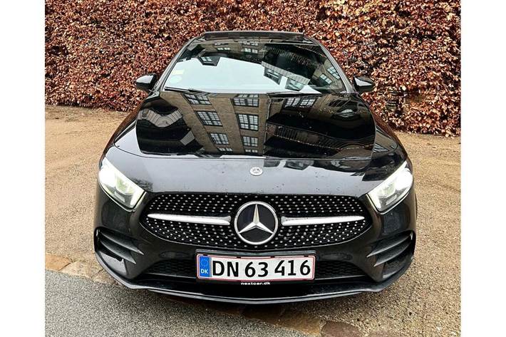Sort Mercedes A250 e fra 2020