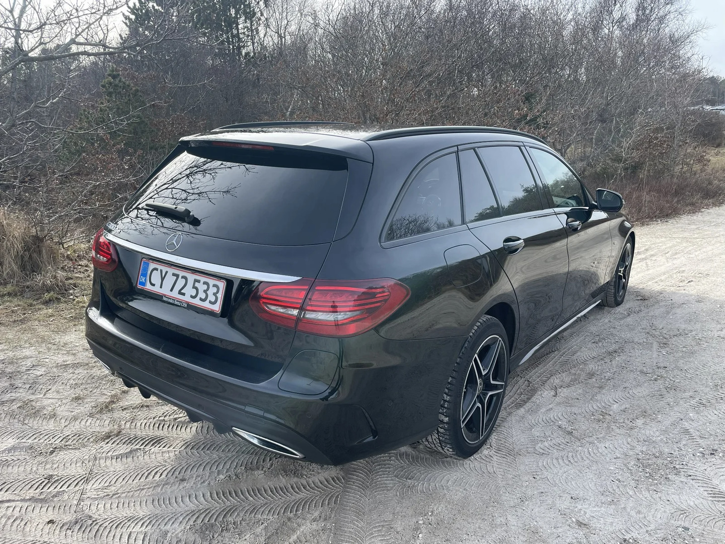 Mercedes C300 de 2,0 AMG Line Night Edition stc. aut.