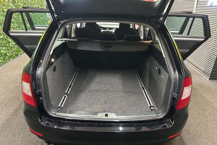 undefined Skoda Superb fra 2010