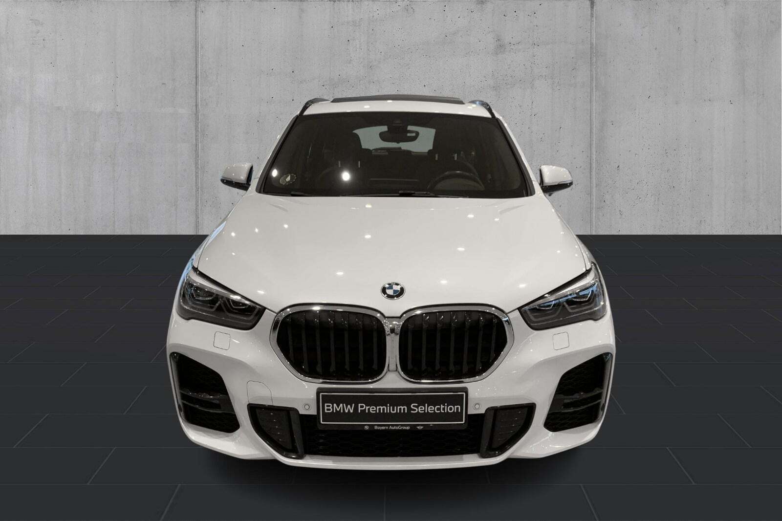 Hvid BMW X1 fra 2022