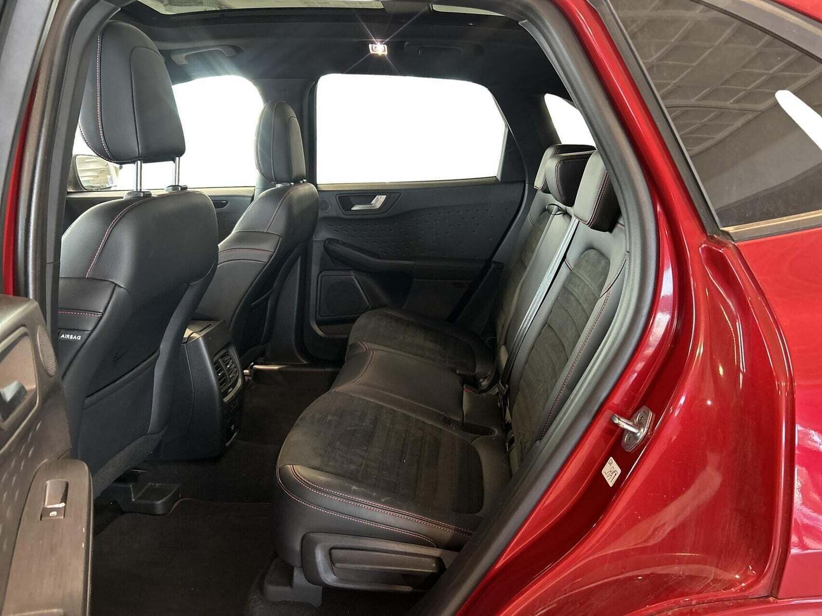 Ford Kuga 2,5 PHEV ST-Line X CVT