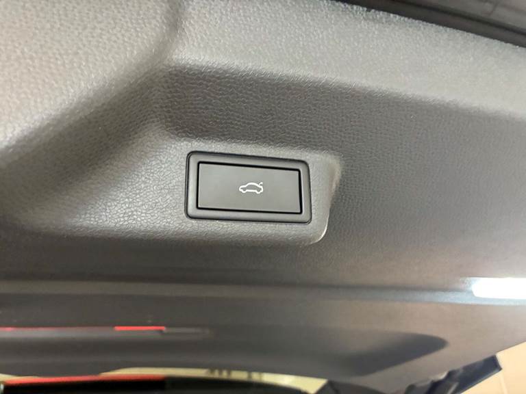 VW ID.Buzz 77 Style SWB