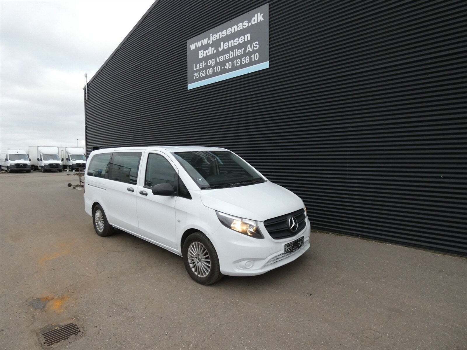 Mercedes eVito 129 Tourer PRO XL Van