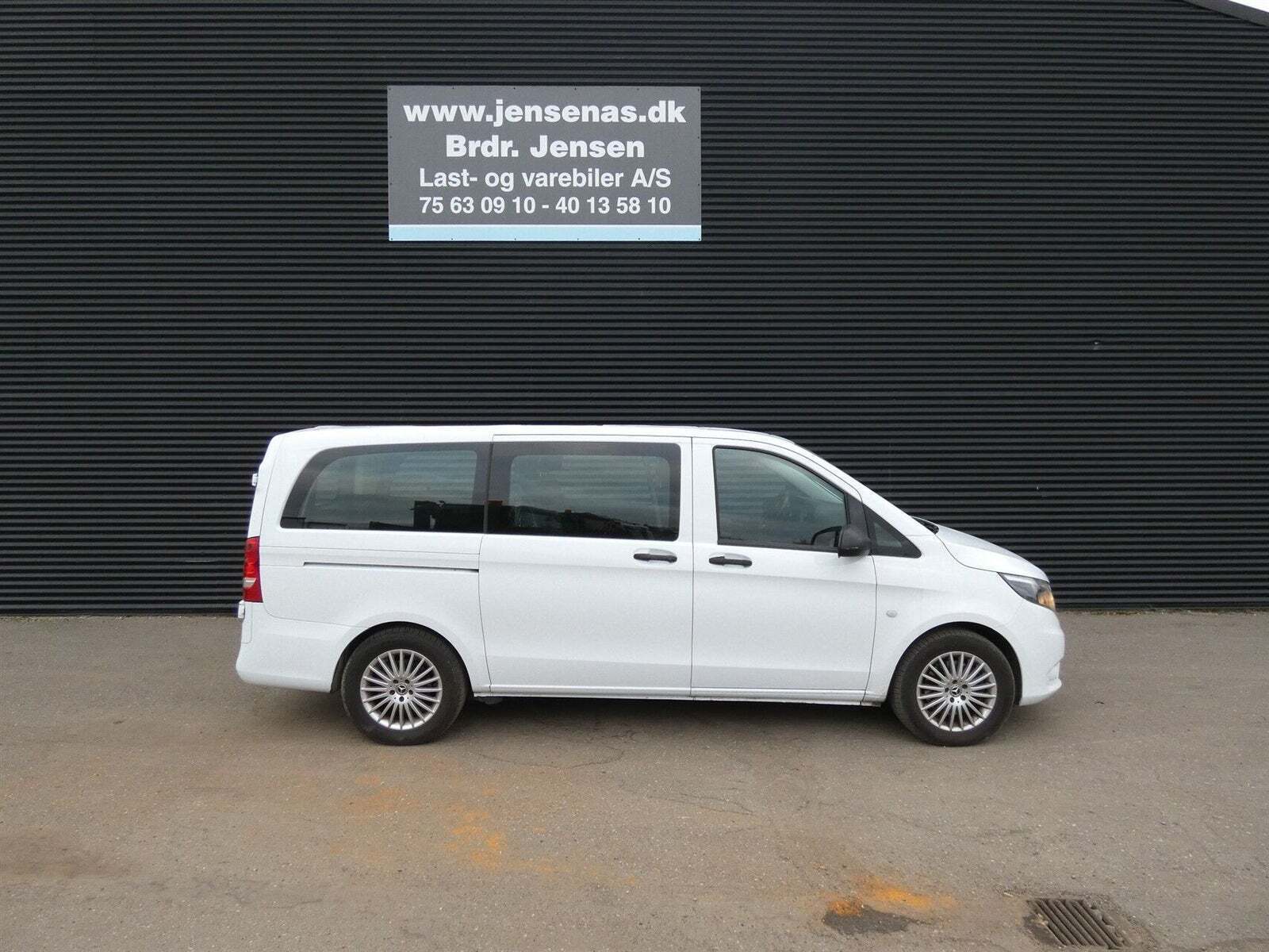 Mercedes eVito 129 Tourer PRO XL Van