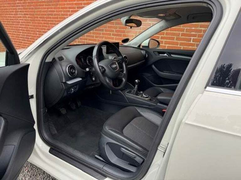 Audi A3 1,4 TFSi 122 Ambiente Sportback