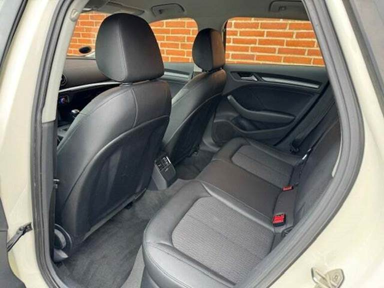 Audi A3 1,4 TFSi 122 Ambiente Sportback