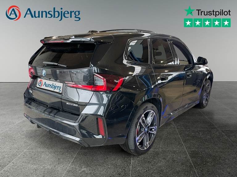 BMW iX1 xDrive30 M-Sport