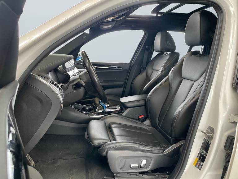 BMW iX3 Charged M-Sport