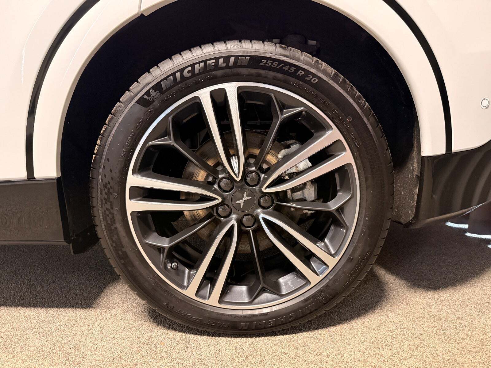 Hvid Xpeng G6 fra 2024