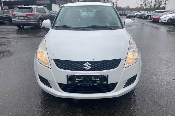 Hvid Suzuki Swift fra 2012