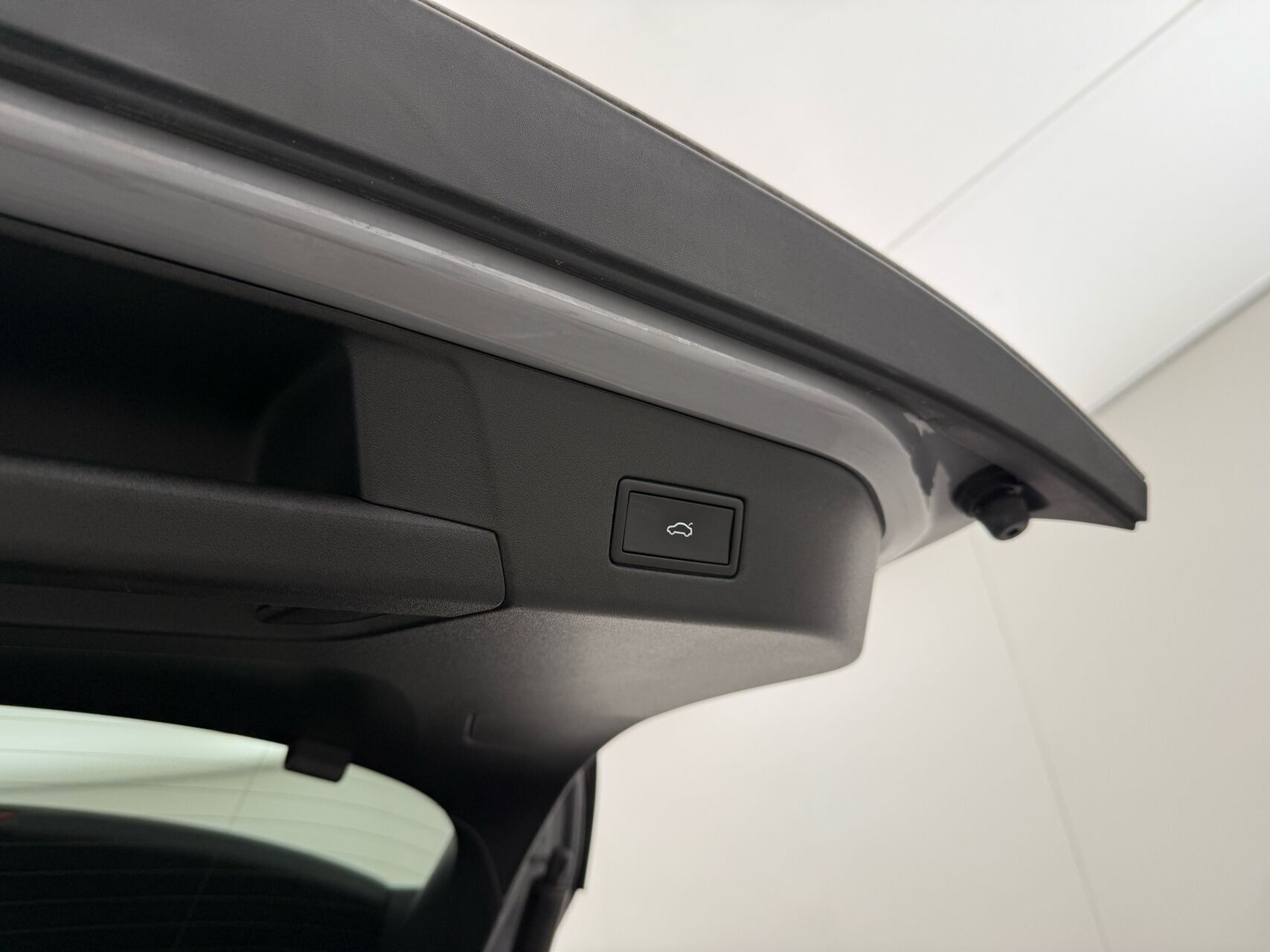 Grå VW ID.4 fra 2022