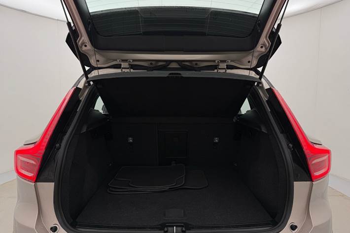 undefined Volvo XC40 fra 2023